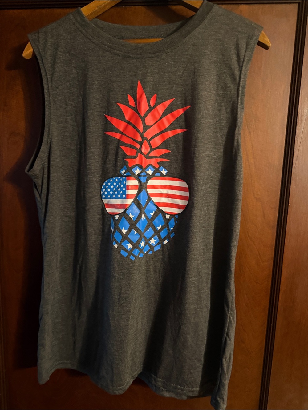 Women’s Gray Tank Top with American Pineapple Graphic
